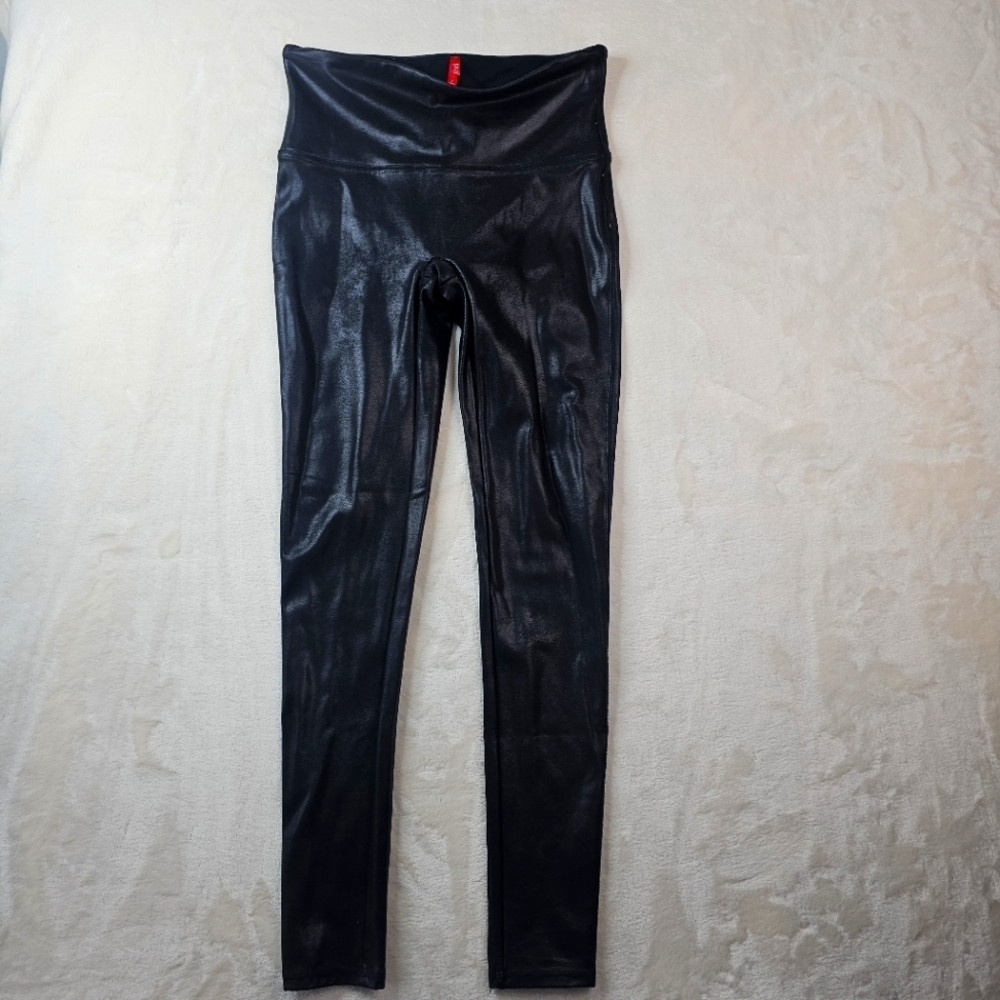 Spanx Shiny Leggings Women’s Medium Stretch Spandex Comfort Faux leather tights